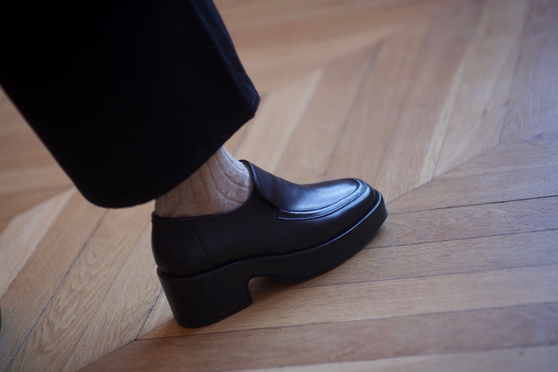 Anne Thomas Nancy Calf Black