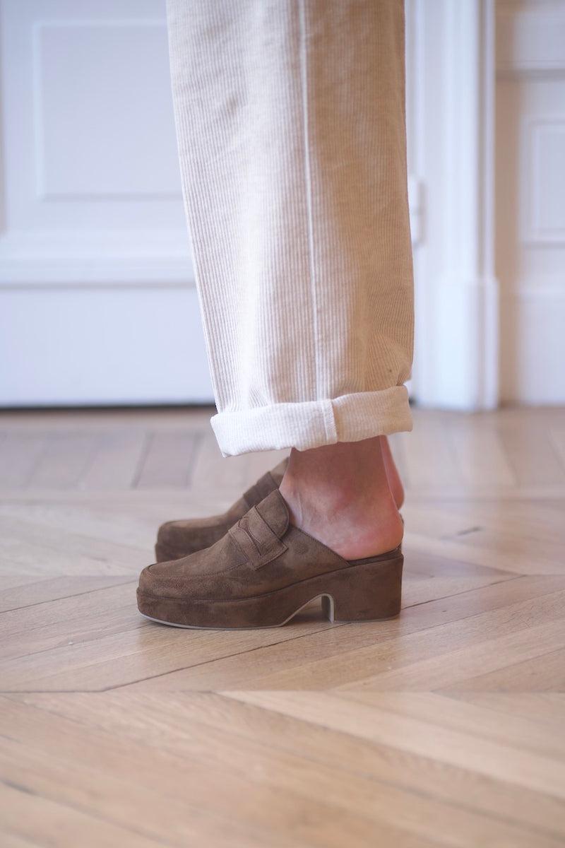 anne thomas Nancy Mule Panama Bira