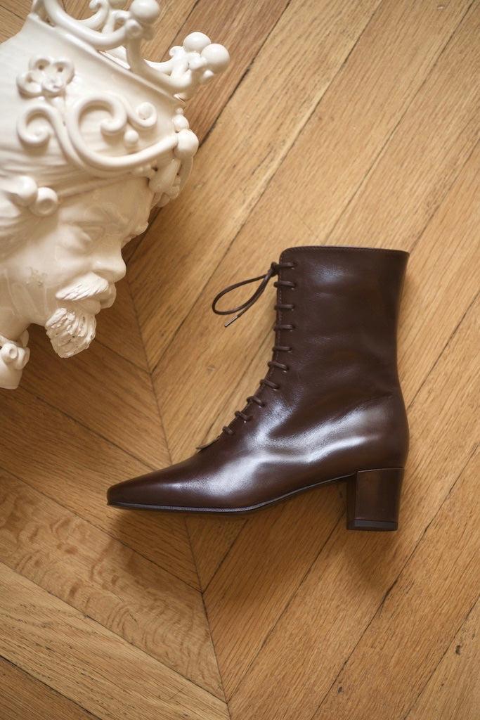 anne thomas Pavlova Boots Yuca Brown Deep Eggplant