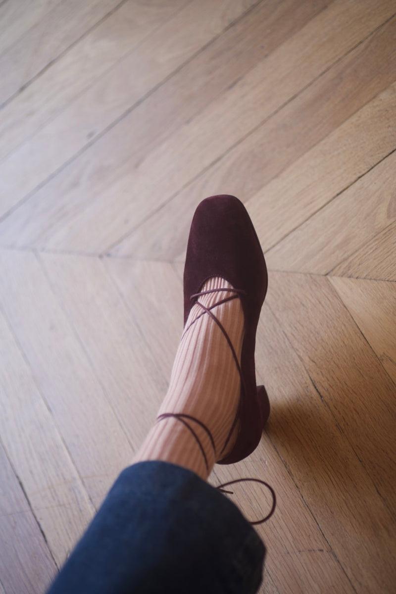 Anne Thomas Pavlova Laces Pump Velours Pomerol