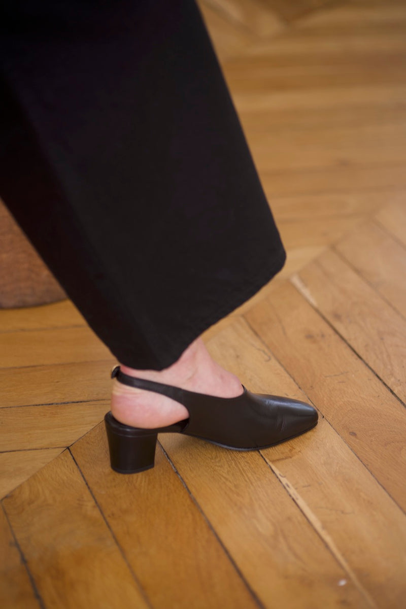 Anne Thomas Pavlova Slingback Calf Black