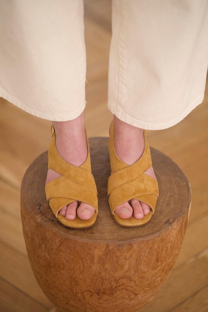 Anne Thomas Romy Velours Pony