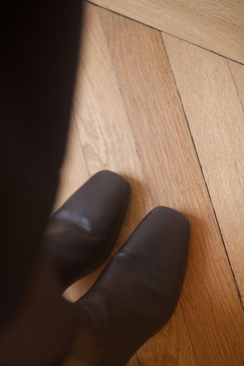 Anne Thomas Victoria Boots Calf Black