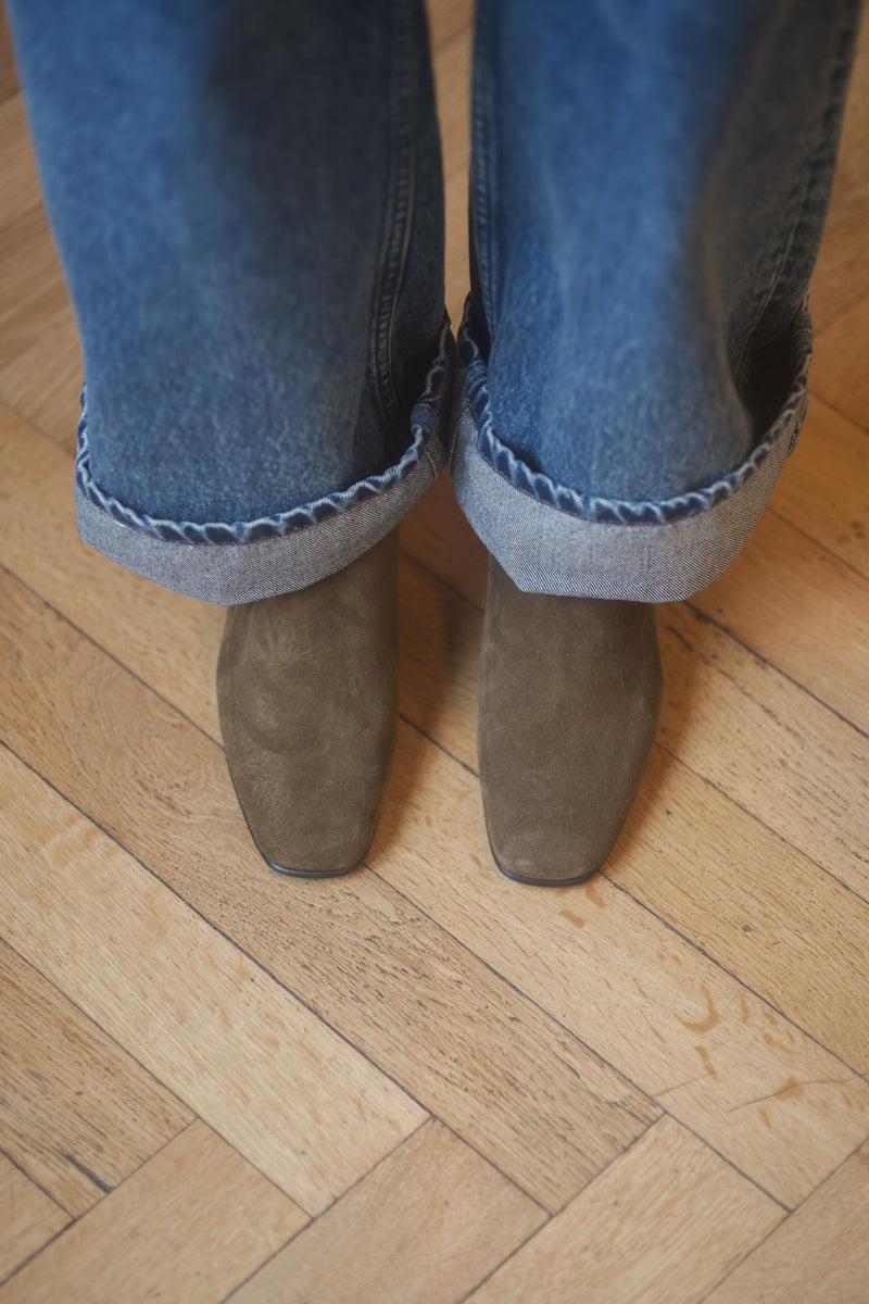 Anne Thomas Victoria Elastic Boots Softy Oliva