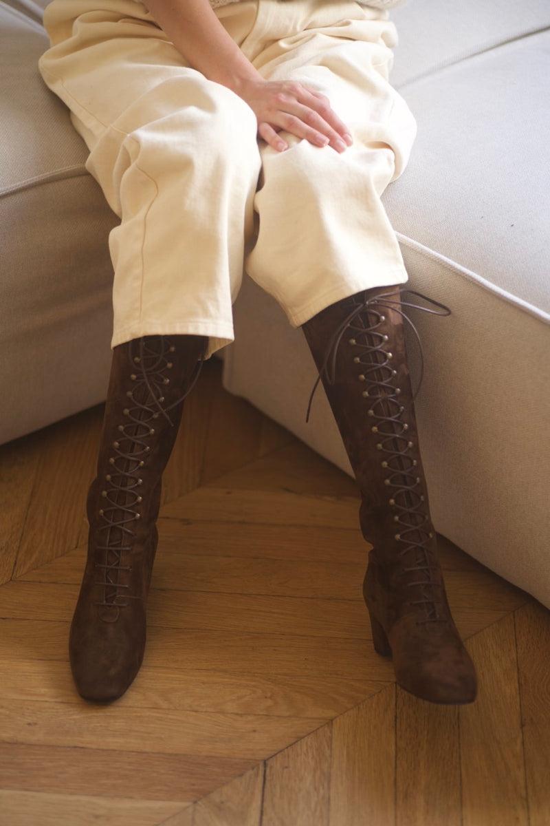 anne thomas Pavlova Long Laces Boots Velours Oscuro Cigar