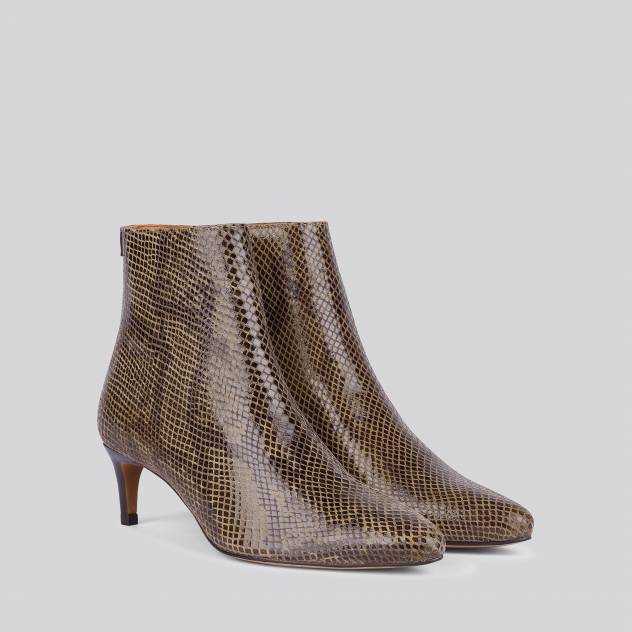 Anthology Paris Mara KAKI