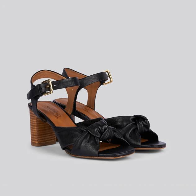 Anthology Paris Yelena NOIR