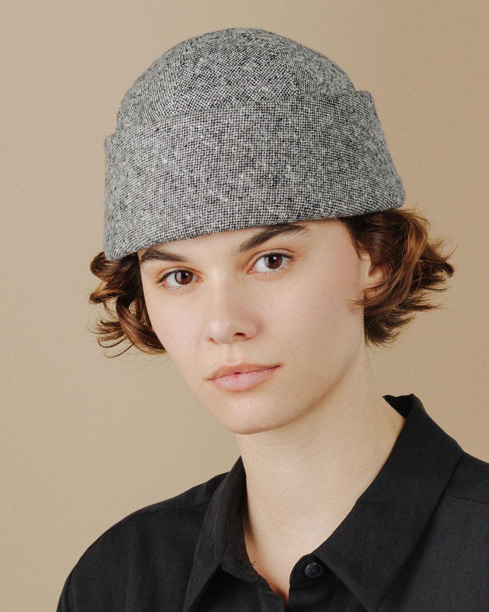 Anthony Peto Beanie Laine Black;;;Caviar