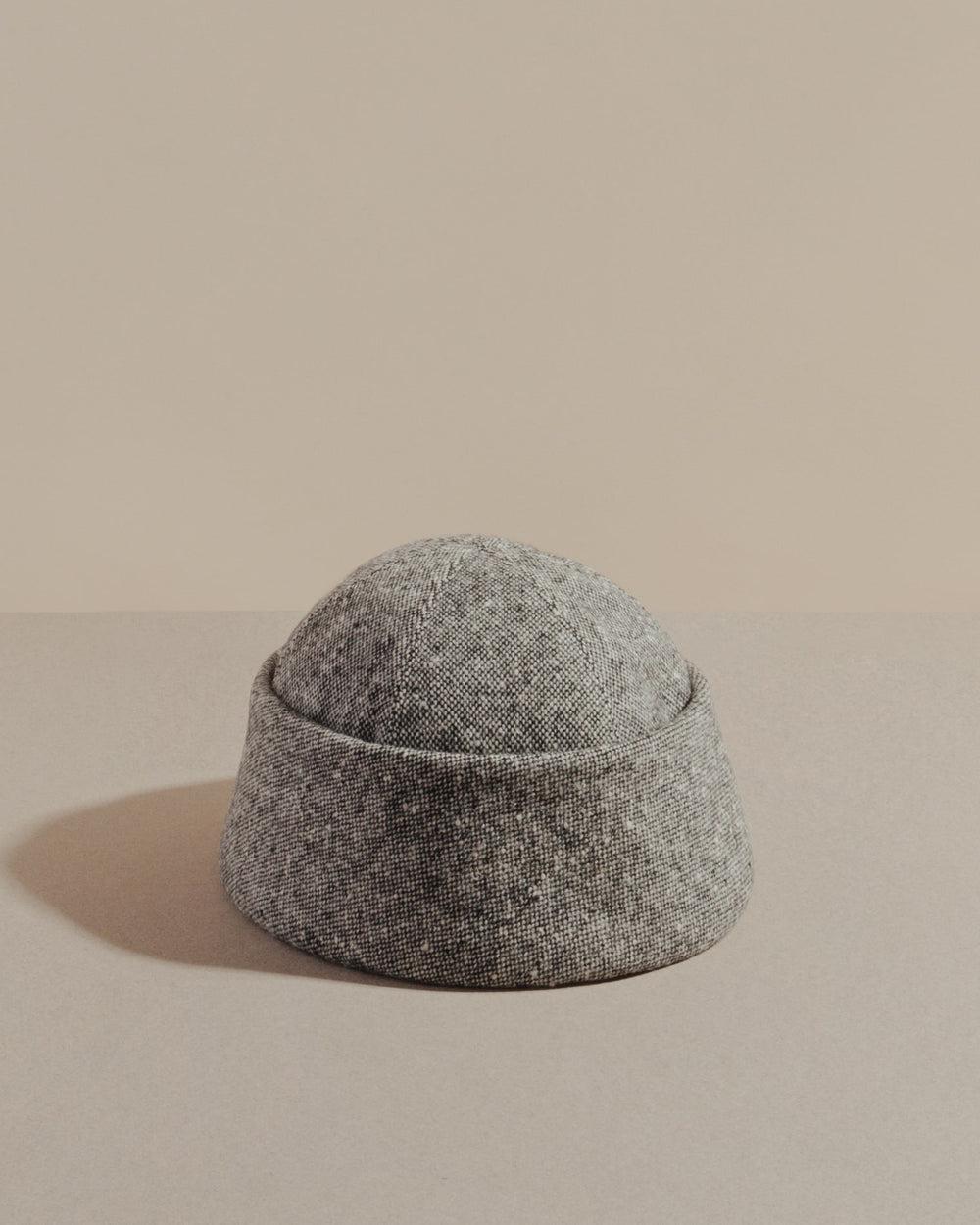 anthony peto beanie laine Black;;;Caviar