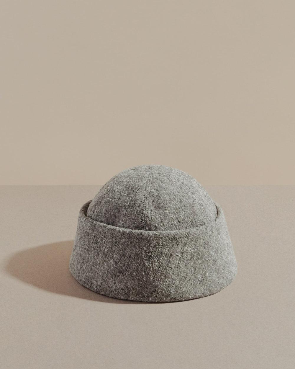 Anthony Peto Beanie Lin Grey;;;Blue