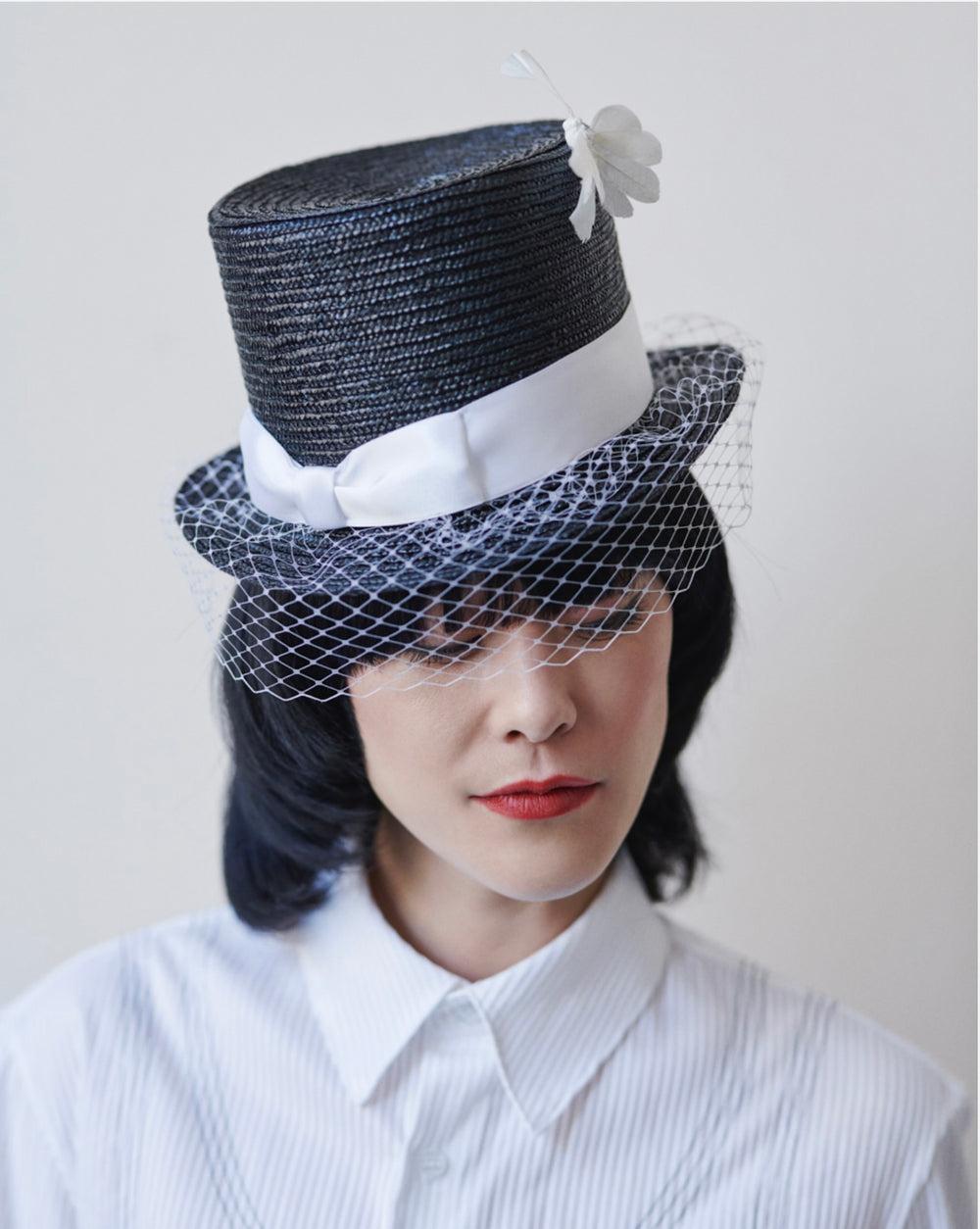 Anthony Peto Mini Topper Papillon