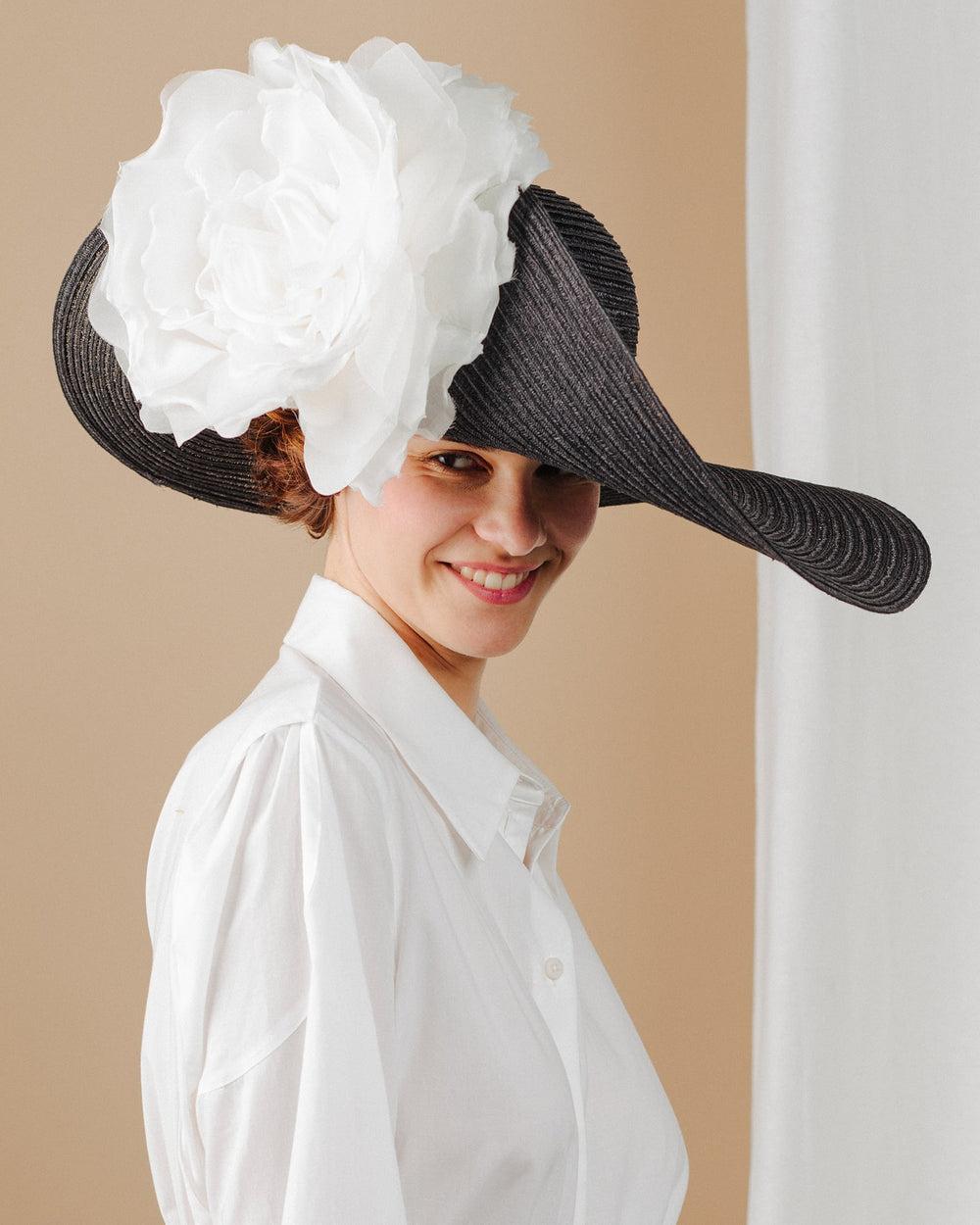 Anthony Peto Paradis Sisal