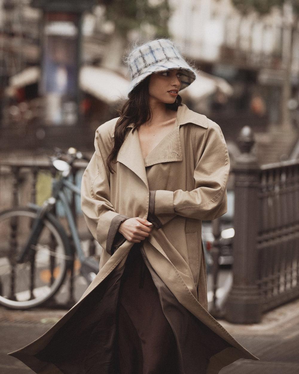 Anthony Peto Superbob Mohair Snow Green;;;Snow Blue