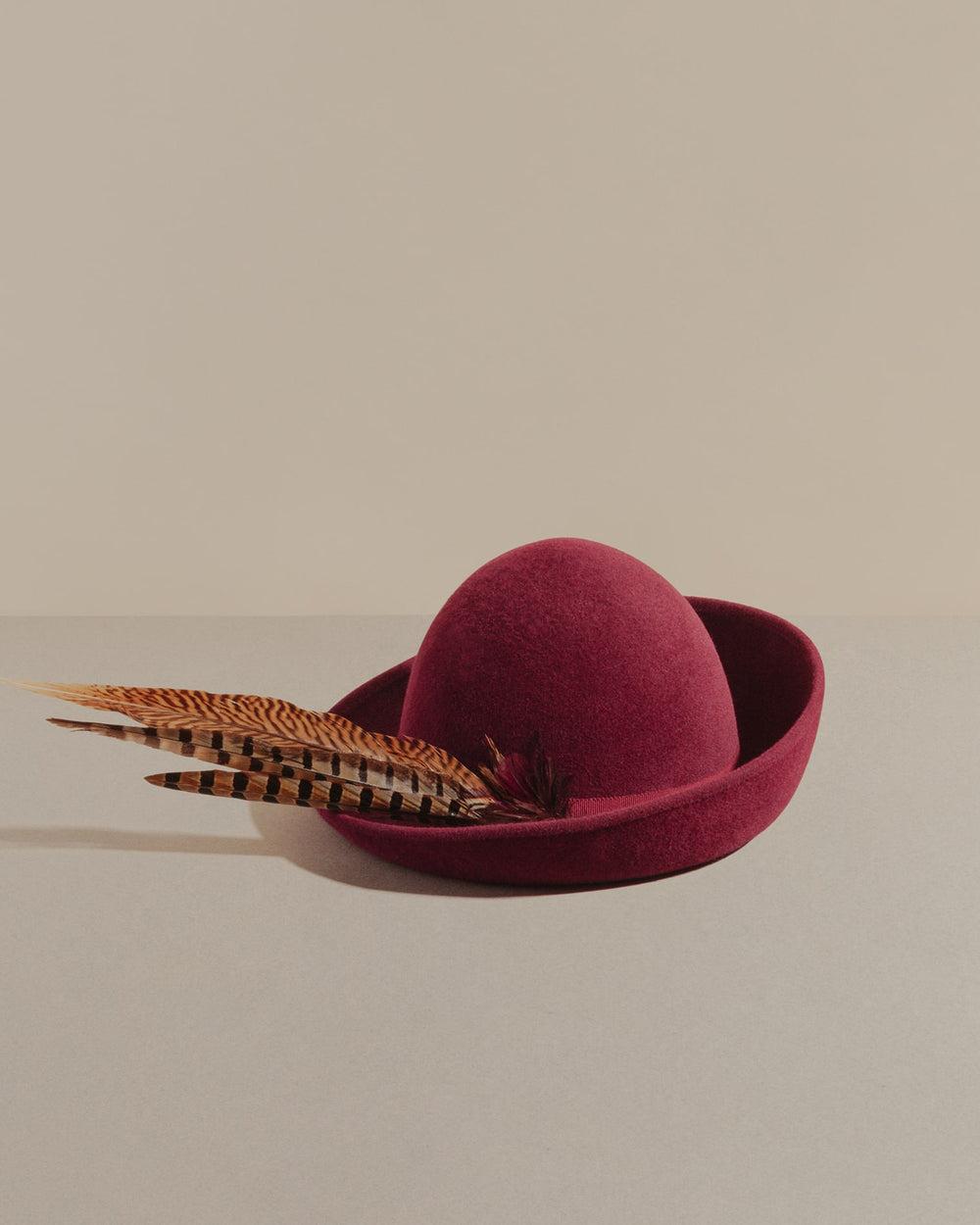 anthony peto valentine plumes feutre