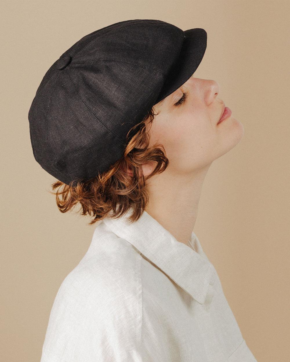 Anthony Peto Bakers Boy Lin Black;;;Natural;;;Navy;;;Shilmore Grey