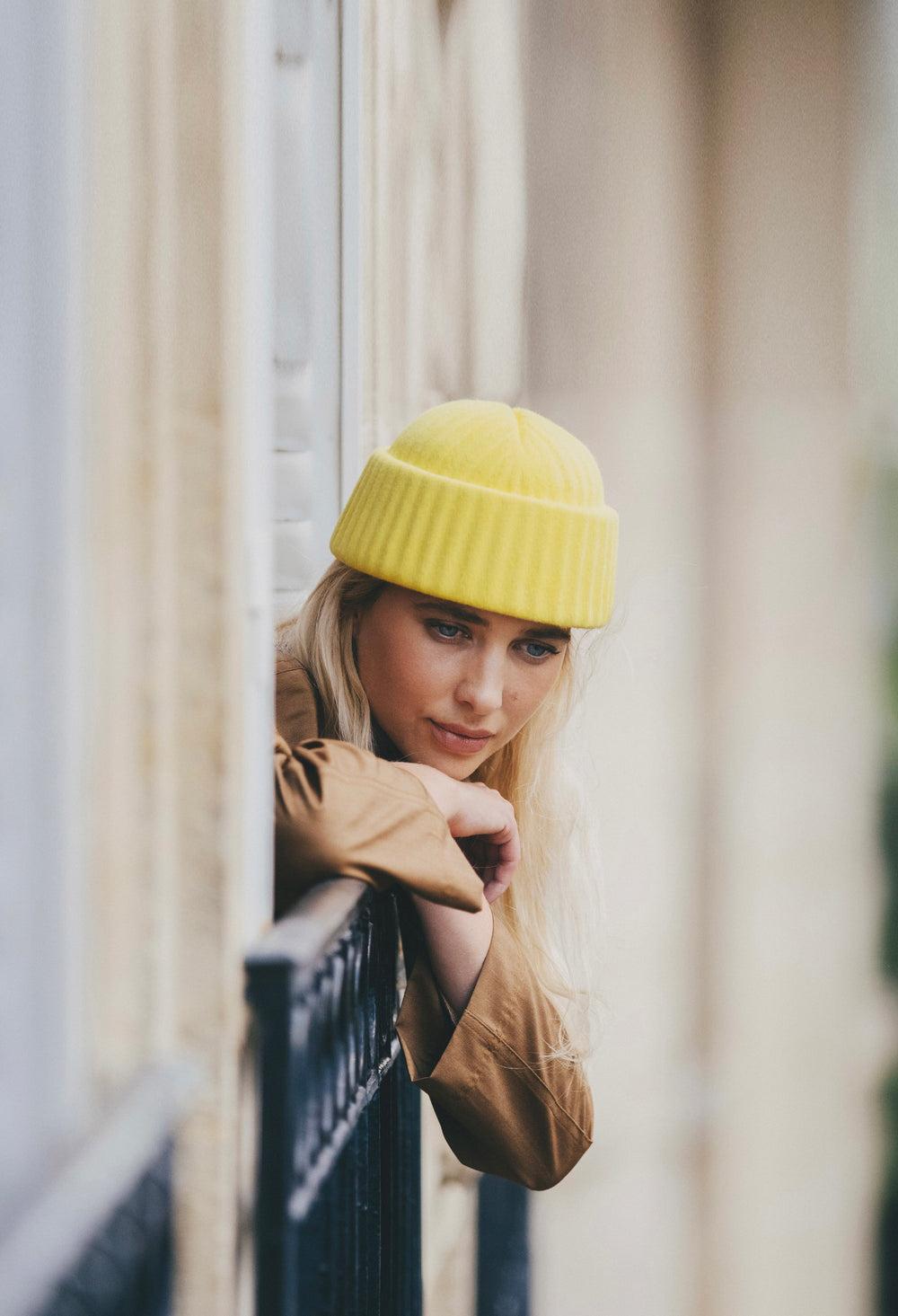 Anthony Peto Blaine Feutre Yellow;;;White;;;Pumpkin;;;Black;;;Navy