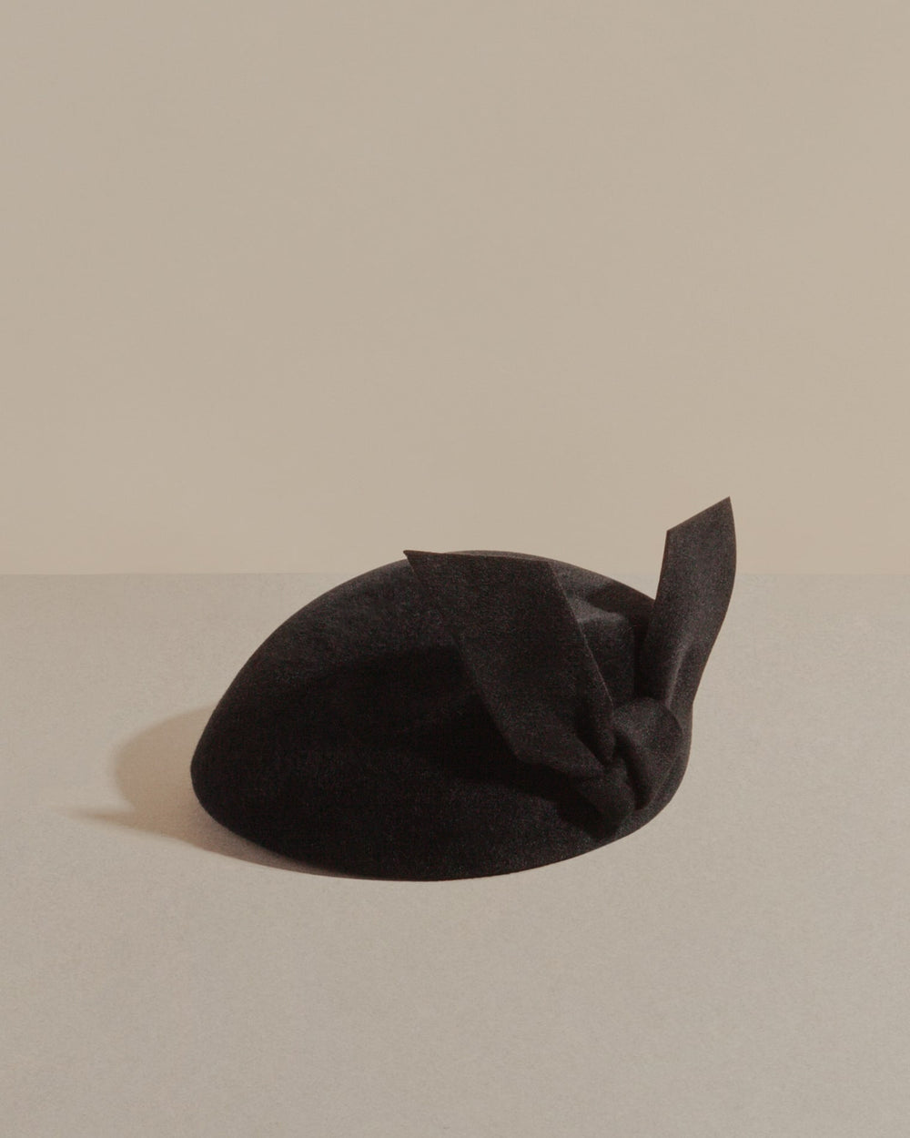 anthony peto nina feutre Black;;;Brown;;;Burgendy;;;Leopard Print