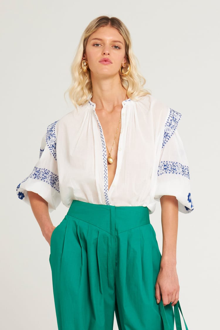 antik batik Blouse blanche brodée