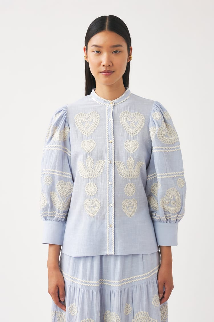 Antik Batik Blouse Bleue Broderie Hongroise
