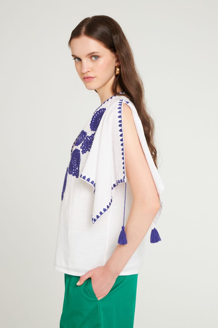 Antik Batik Blouse Brodée Blanche