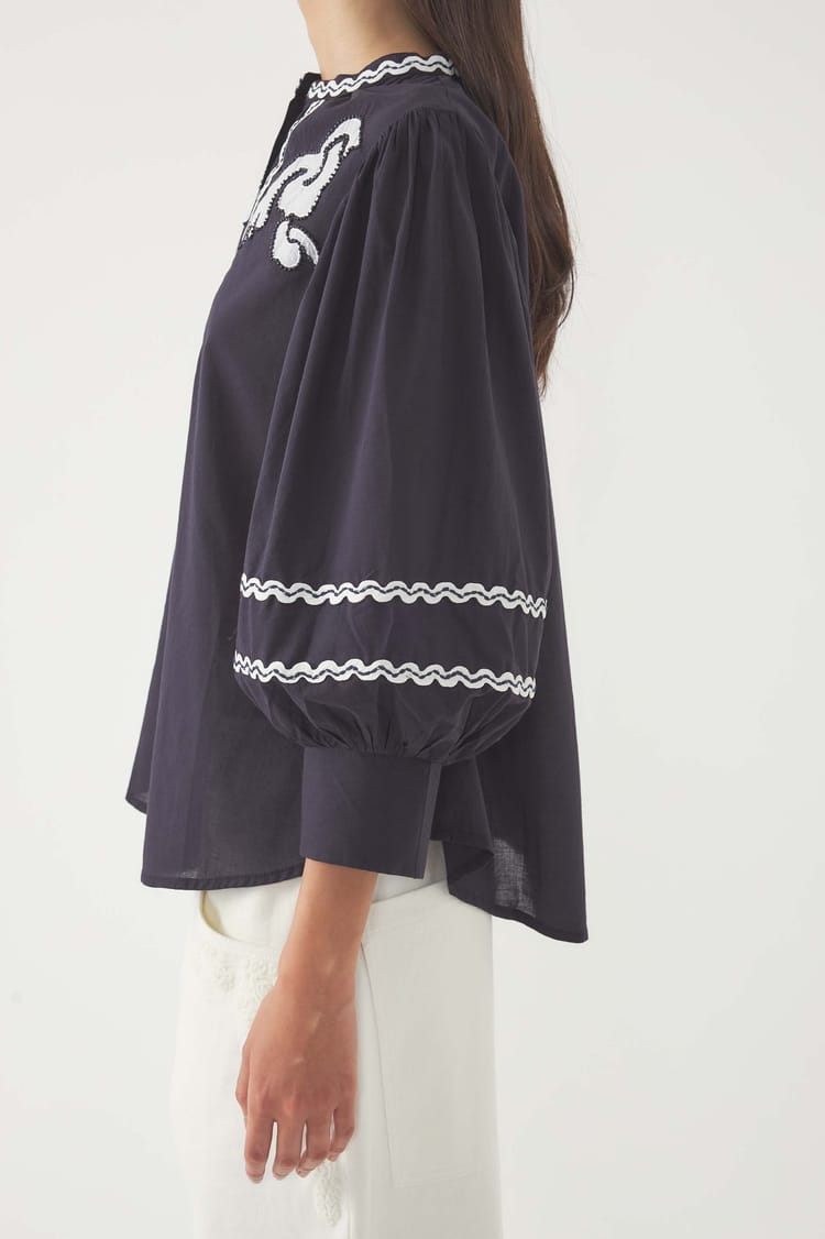 Antik Batik Blouse Brodée Dalli