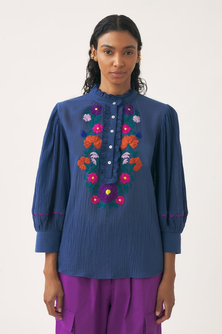 Antik Batik Blouse Brodée De Fleurs Colorées
