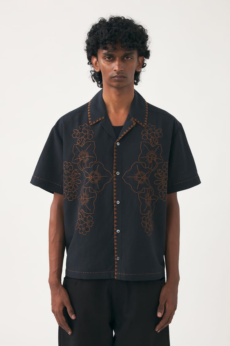 antik batik Chemise noire brodée en coton-lin