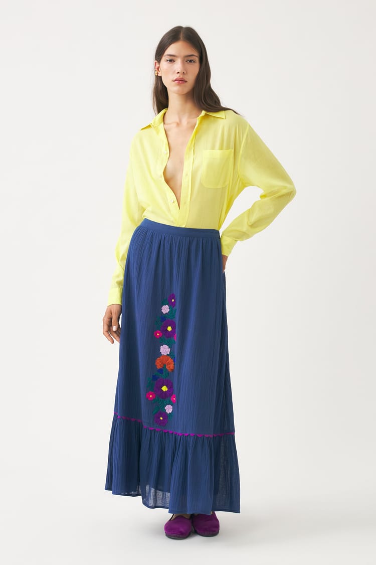 antik batik Jupe brodée de fleurs colorées