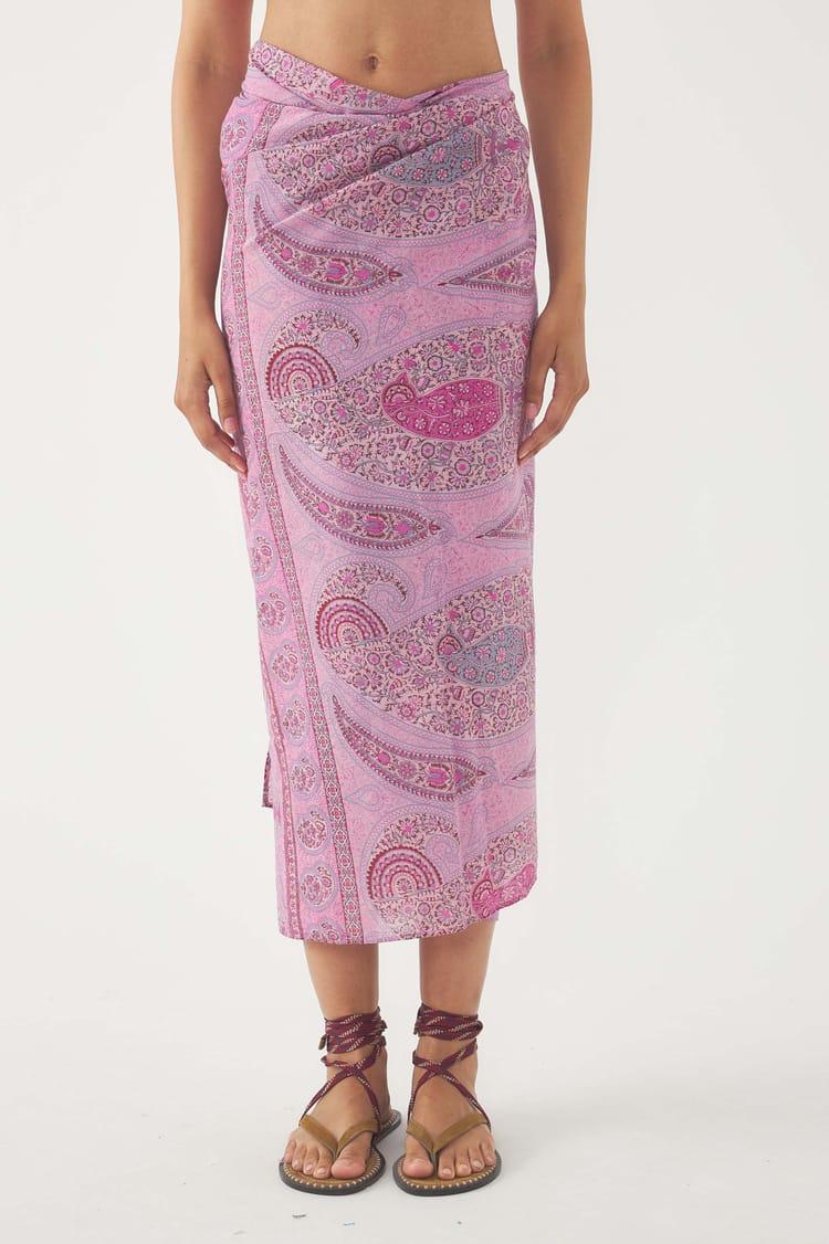 Antik Batik Paréo Taya