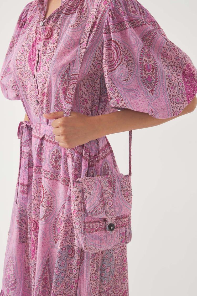 antik batik Pouch Taya