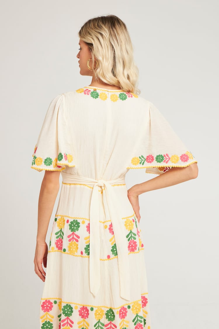 Antik Batik Robe Brodée Fleurs