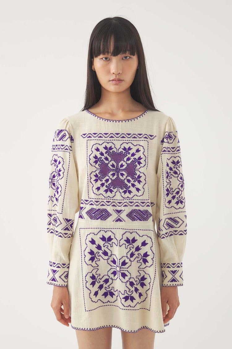 Antik Batik Robe Brodée Milos