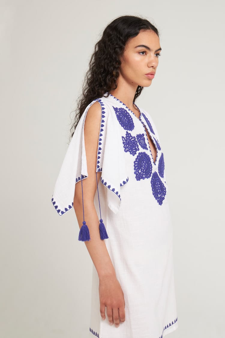 Antik Batik Robe Courte Blanche En Coton