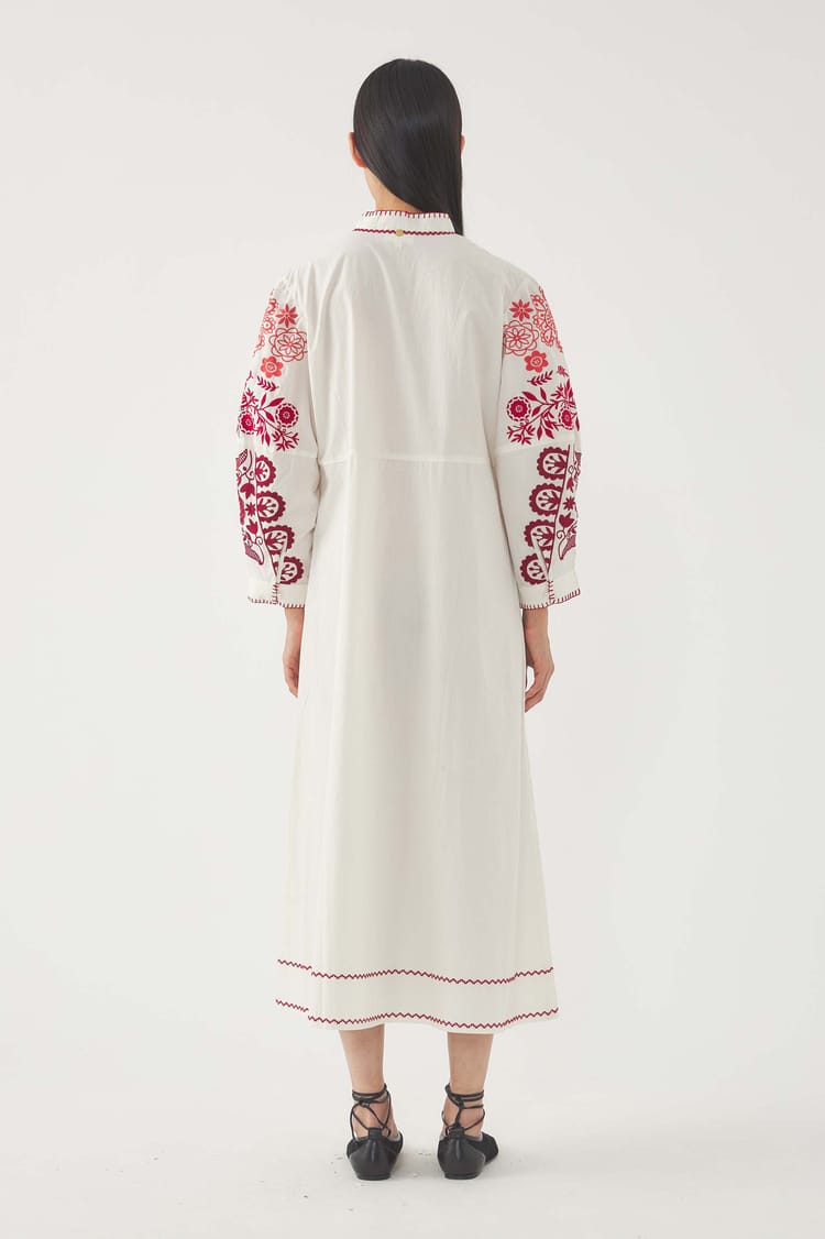 Antik Batik Robe Longue Brodée Mamie