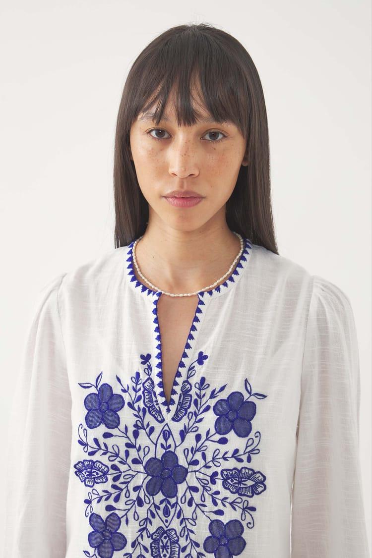 Antik Batik Robe Longue Brodée Vahani