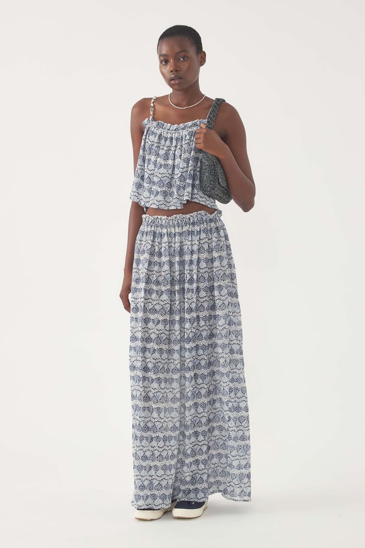 antik batik Top Dalia