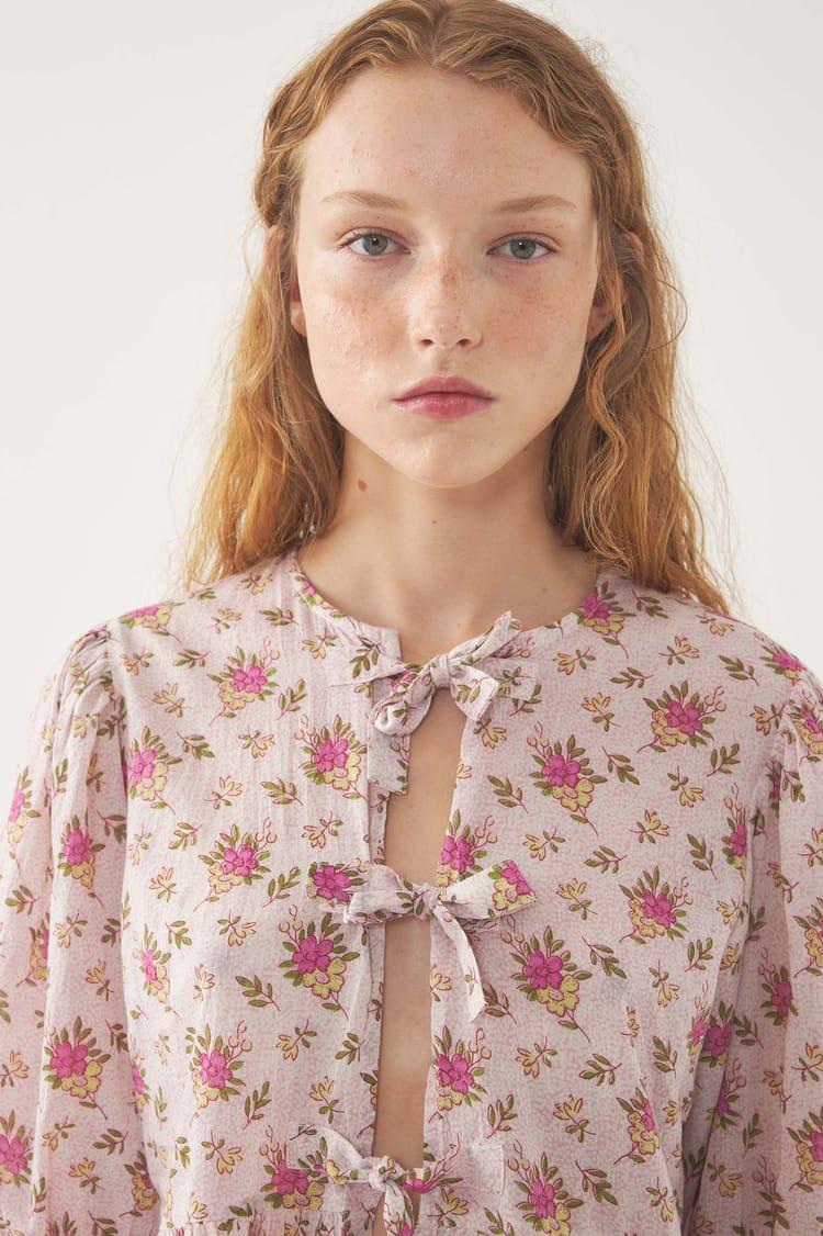 Antik Batik Top Pada