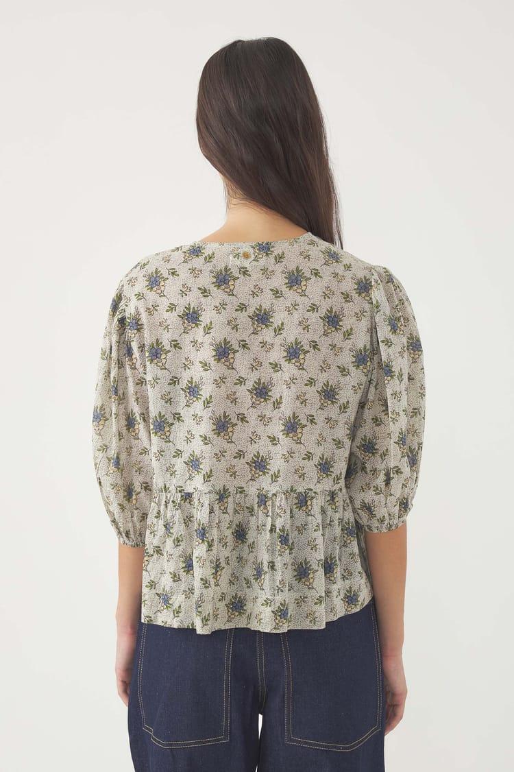 Antik Batik Top Pada