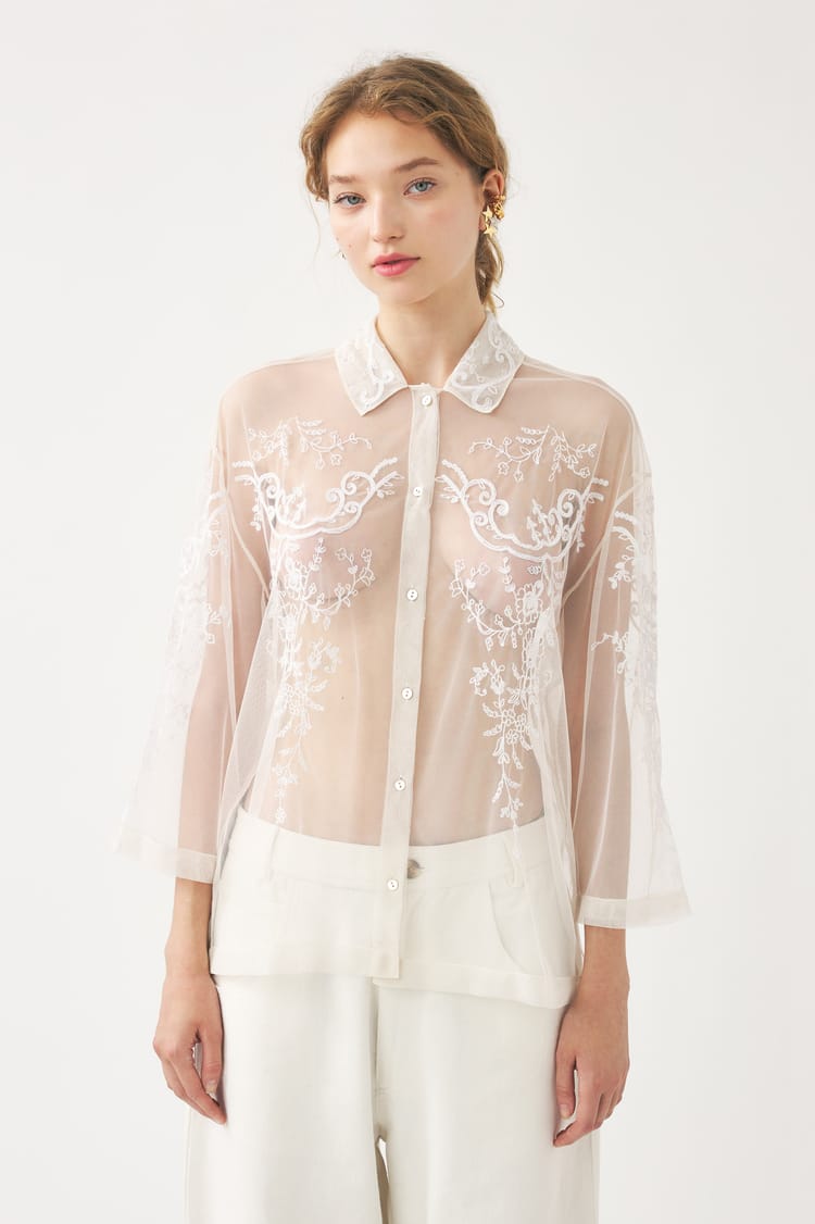 Antik Batik Blouse En Voile De Mesh Blanc Avec Des Broderies Fleuries