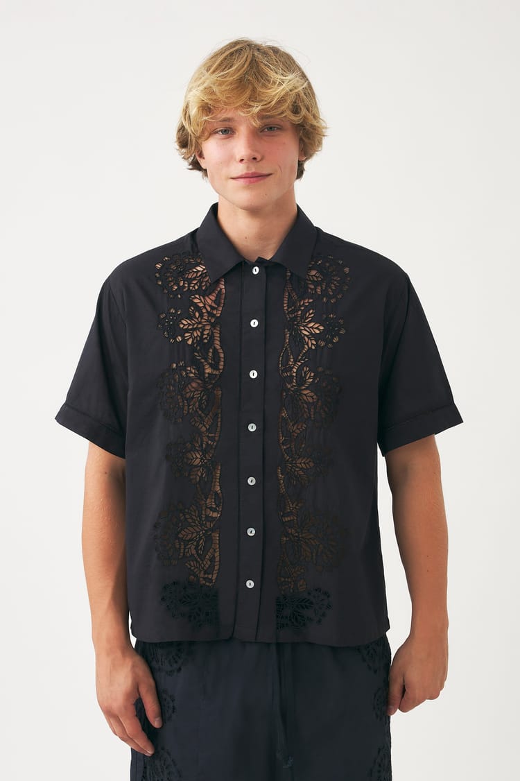 antik batik Blouse noire ajourée voile de coton incrustée de dentelle