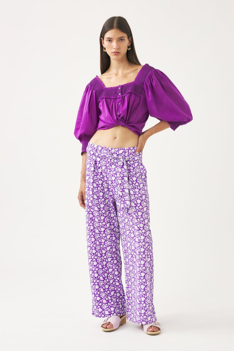 antik batik Blouse prune en voile de coton avec smock fait à la main