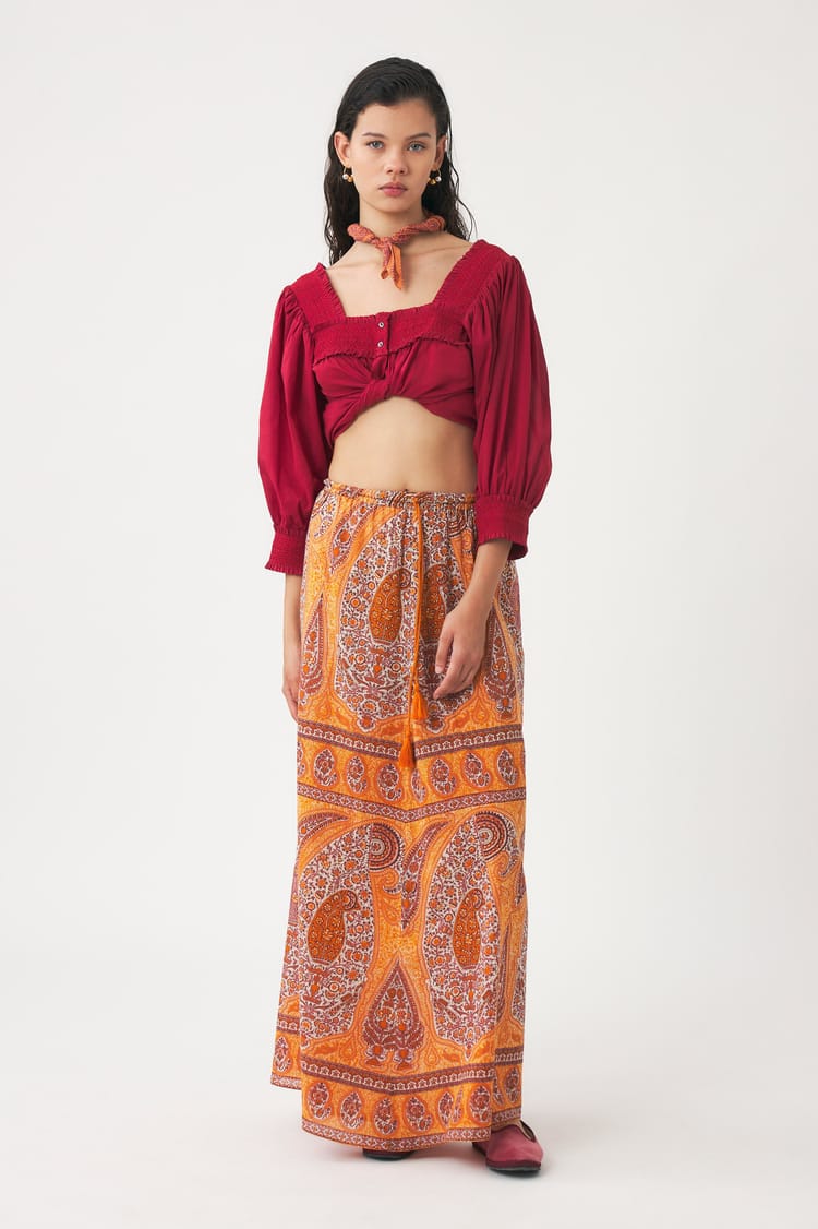 Antik Batik Blouse Rouge En Voile De Coton Avec Smock Fait à La Main