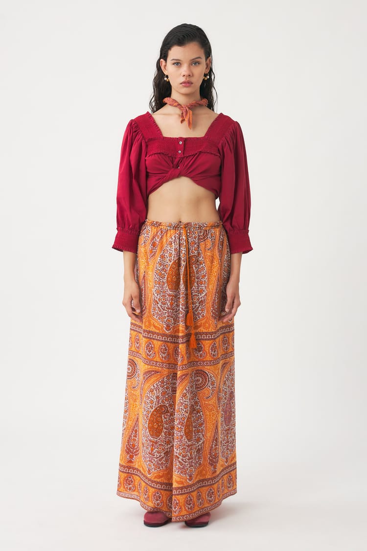 antik batik Blouse rouge en voile de coton avec smock fait à la main