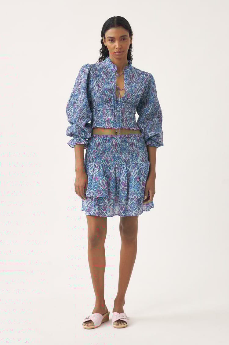 antik batik Blouse smockée bleue voile de coton imprimé au block print