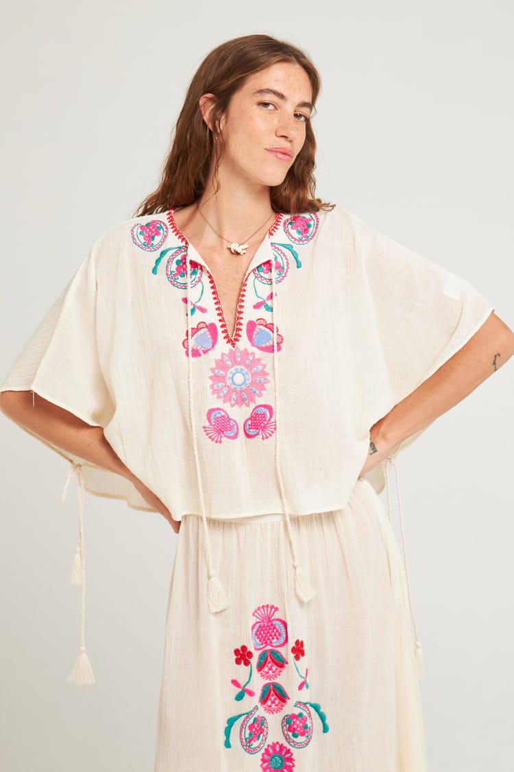 antik batik Mini caftan crème brodé en crêpe de Coton
