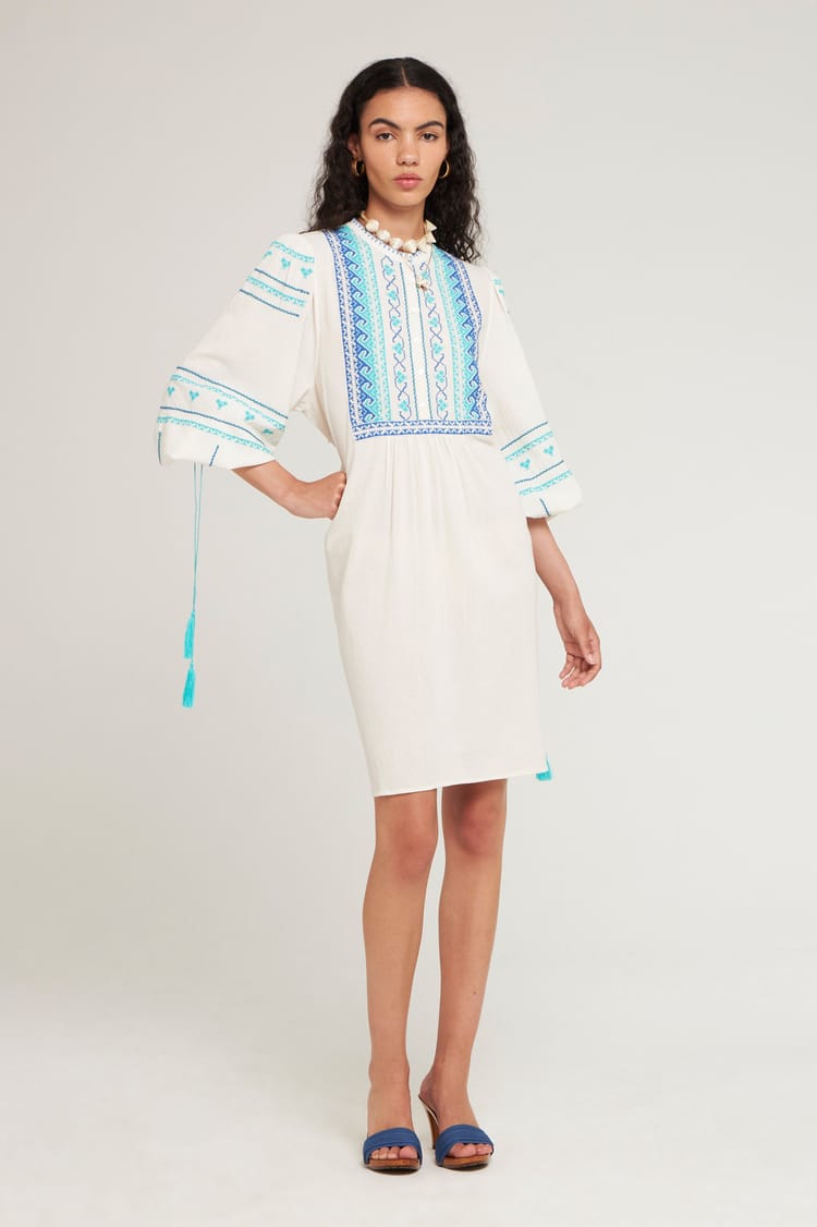 antik batik Robe droite brodée en Crêpe de Coton crème