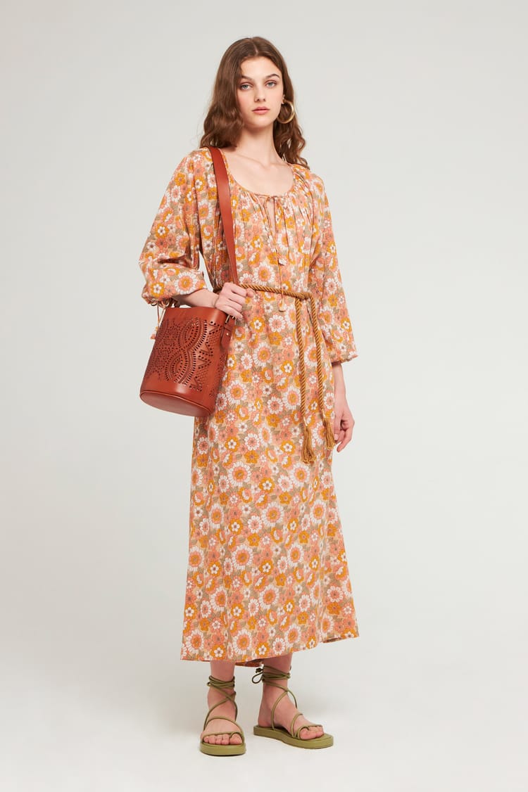 antik batik Robe imprimé petites fleurs jaune en voile de Coton