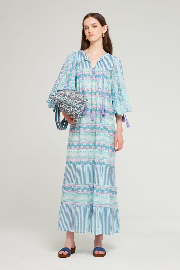 antik batik Robe longue bleue imprimée inspiration indienne