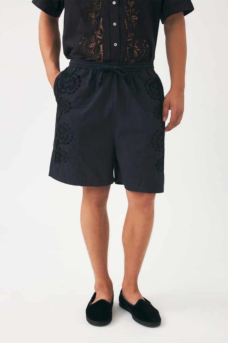 Antik Batik Short Noir Ajouré Voile De Coton Incrustée De Dentelle