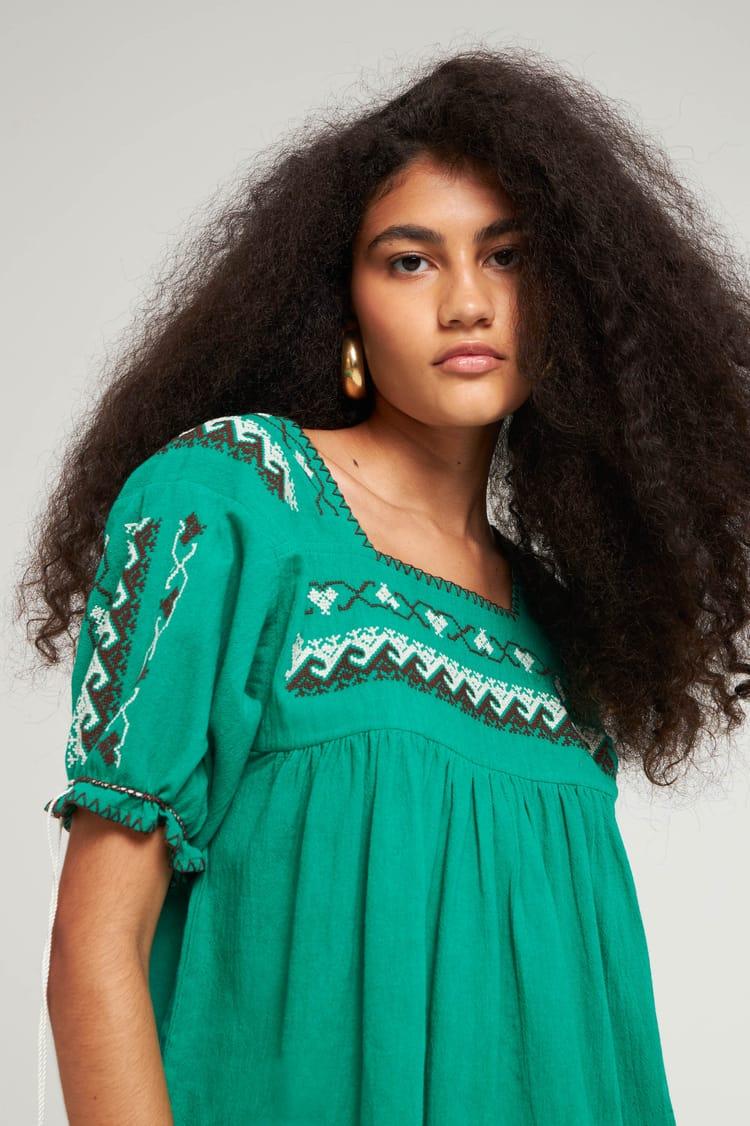 Antik Batik Top Brodé à Manches Courtes Encolure Carrée Vert